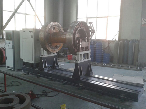 中原石油總機(jī)廠卷揚機(jī)滾筒